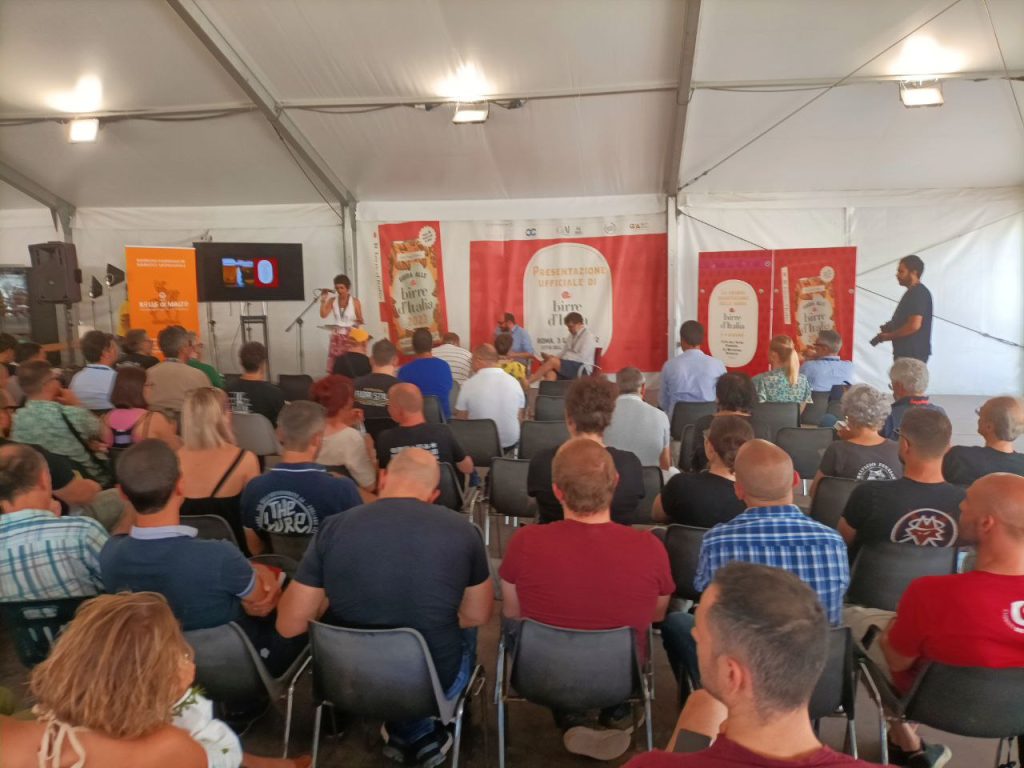 Recensione di Guida Alle Birre D'Italia 2023 - AA VV 3 Presentazione ufficio stampa Recensioni