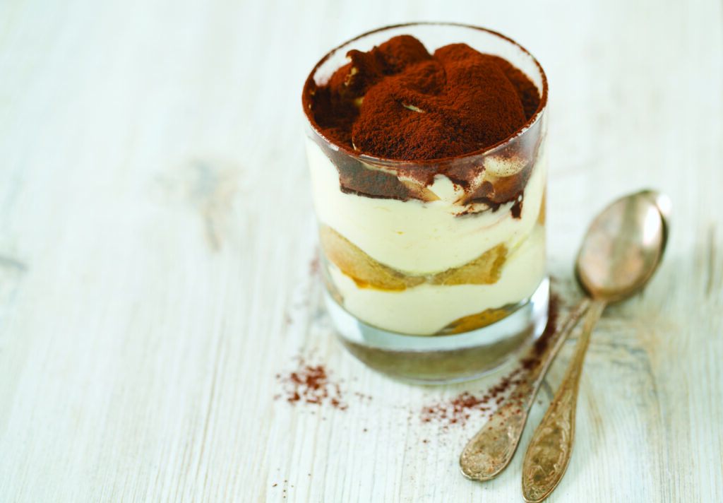 Tiramisù e La Contesa Delle Sue Origini - AA.VV. 4 shutterstock 376967365 Recensioni